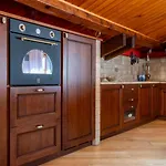 Casa Menek, Ospitar Апартаменты