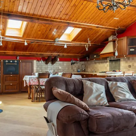 Casa Menek, Ospitar Apartment Darfo Boario Terme