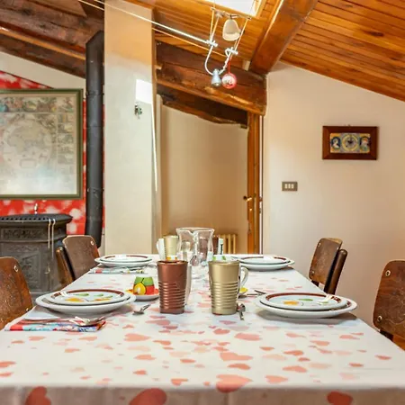 Apartment Casa Menek, Ospitar Darfo Boario Terme